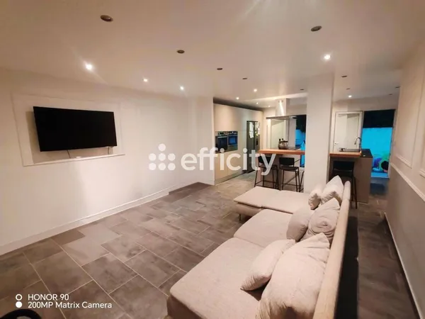 Maison 5 pièces 130 m²