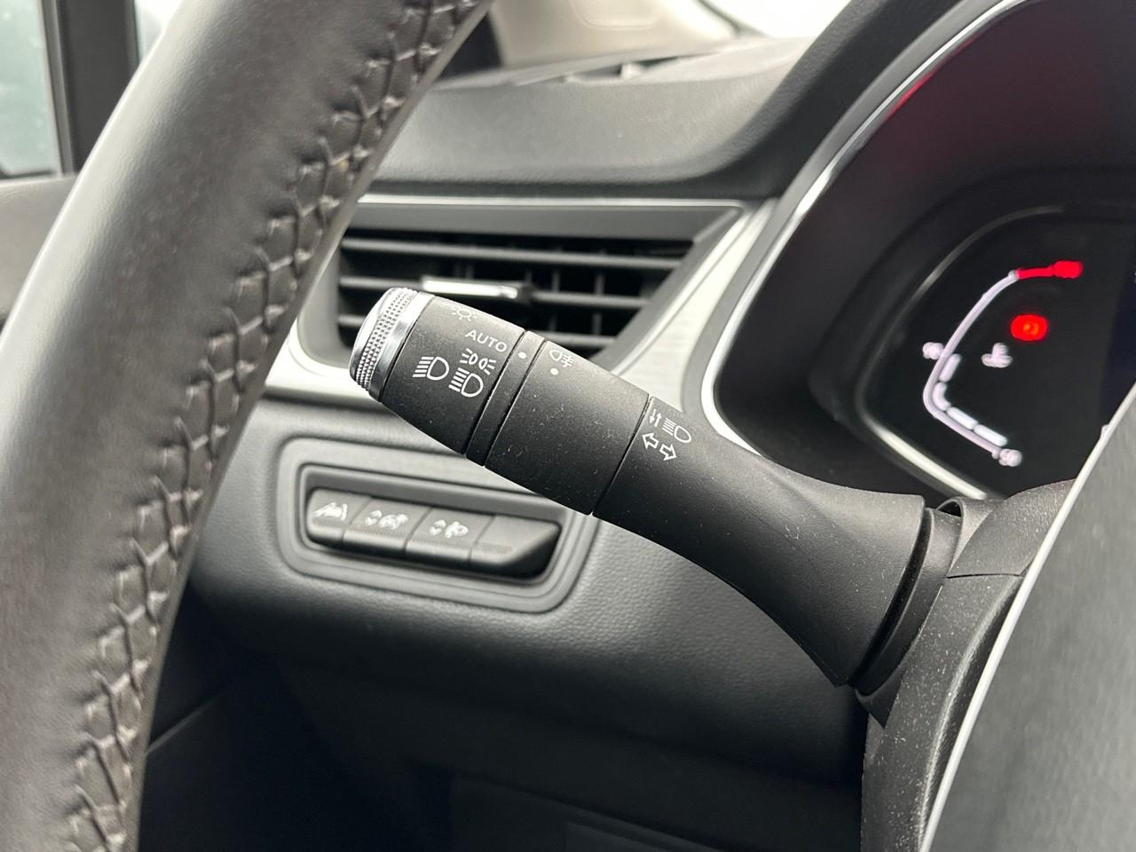 Renault Captur tce 155 edc fap intens — photo 20