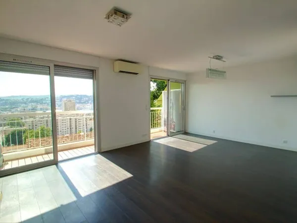 Appartement 5 pièces 130 m²