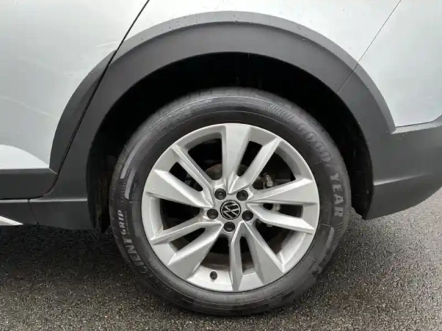 Volkswagen Taigo 1.0 tsi 116ch vw edition dsg7 — photo 5