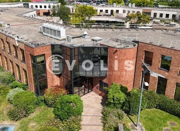 Bureaux 492 m²
