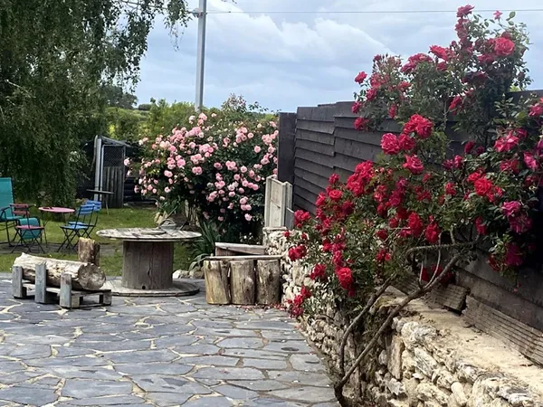 BATZ SUR MER VILLAGE PALUDIER GRANDE MAISON FAMILIALE AVEC GARAGE