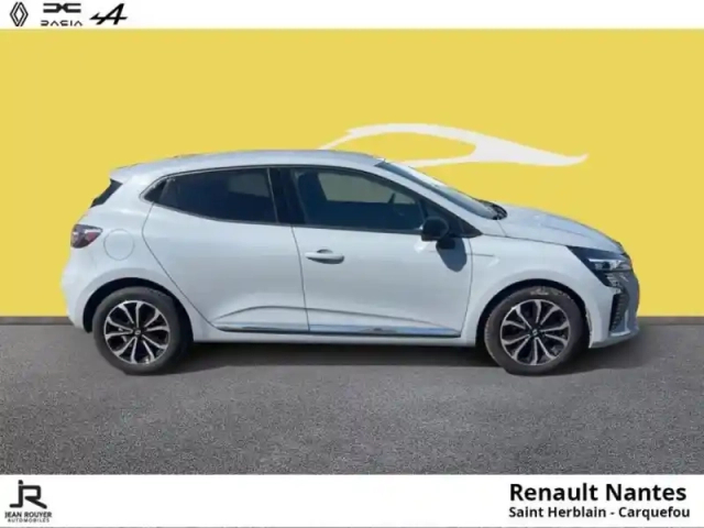 Renault Clio 1.0 tce 90ch techno — photo 4