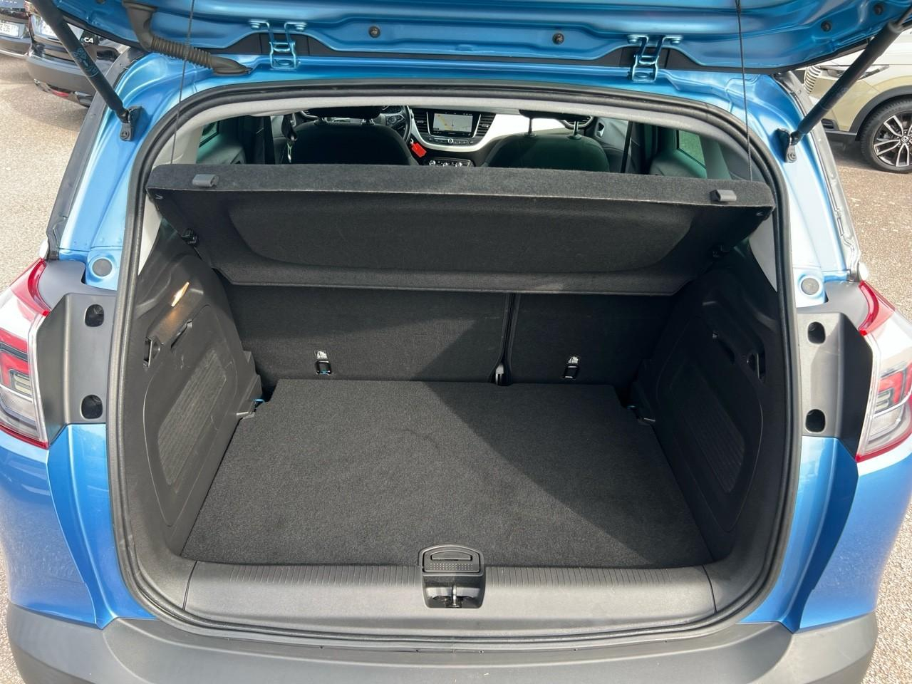 Opel Crossland x 1.2 turbo 110 ch business elegance — photo 6