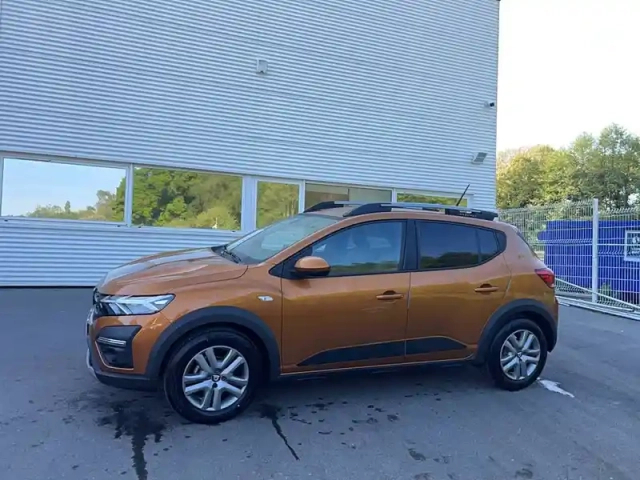 Dacia Sandero tce 90 — photo 2