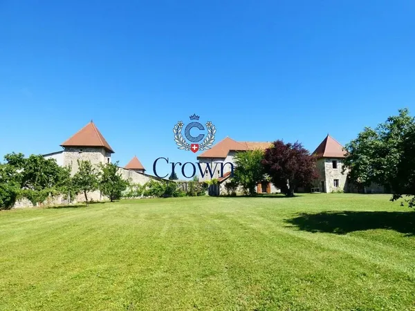 Château 8 pièces 450 m²