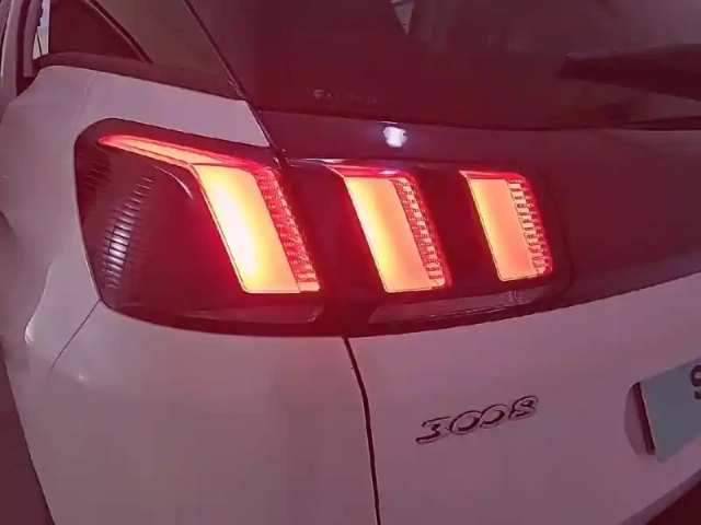 Peugeot 3008 puretech 180ch s&amp;s eat8 — photo 73