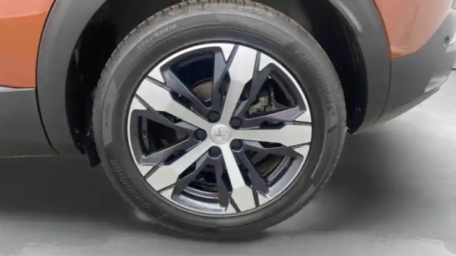 Peugeot 3008 1.2 puretech 130ch s&amp;s bvm6 — photo 11