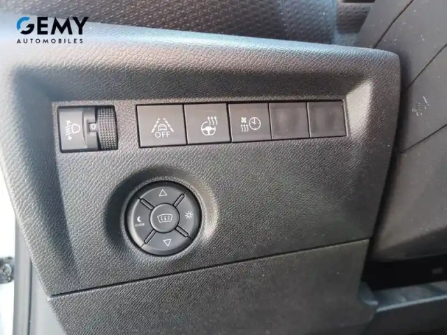 Citroën C4 e- 136 ch automatique — photo 13