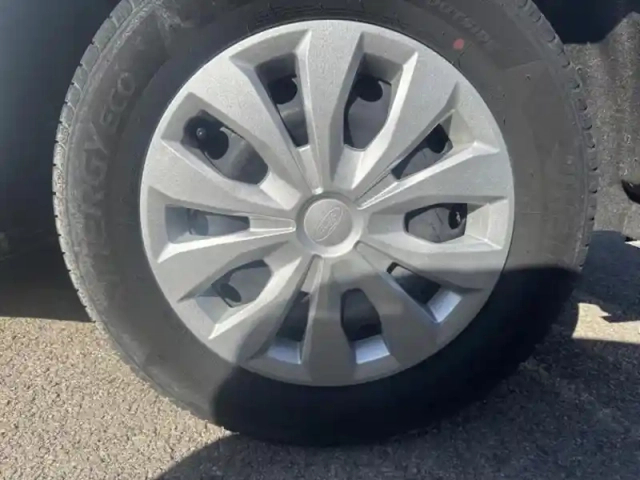 Ford Transit Courier 1.5 ecoblue 100 ch trend — photo 9