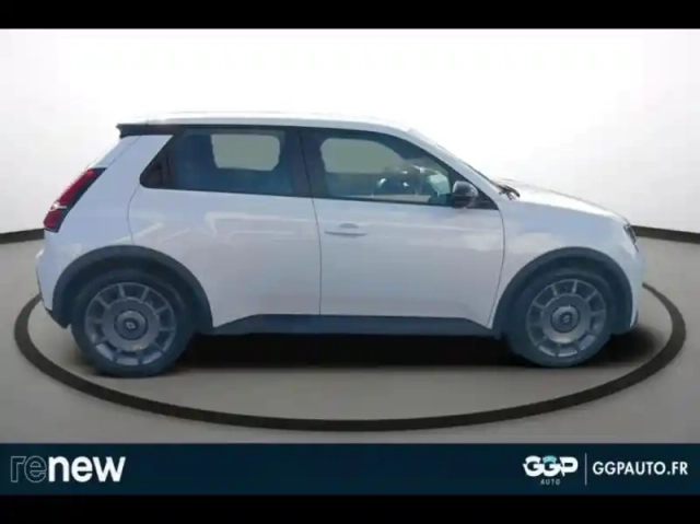 Renault 5 e-tech electrique 120ch evolution autonomie urbaine — photo 7