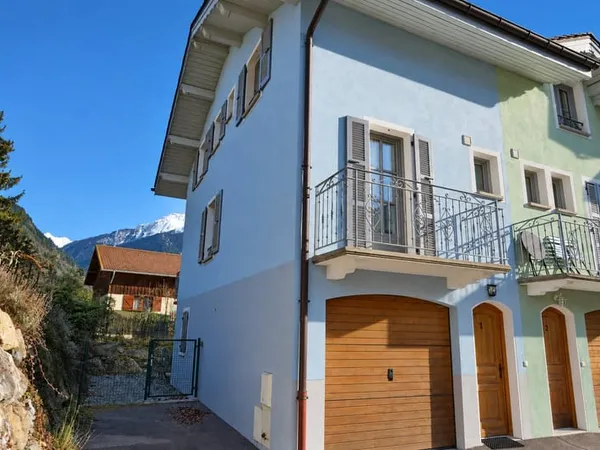 A vendre - Maison plein centre de Bozel
