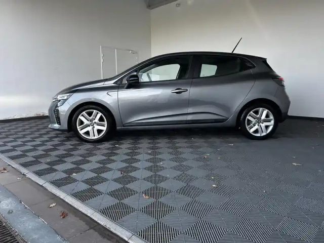Renault Clio tce 90 ch gsr2 — photo 2