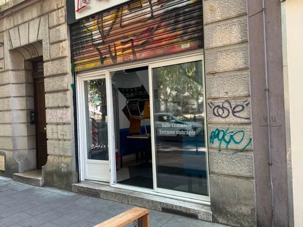 URGENT - À vendre Fonds de commerce Snack - Quartier Saint-Bruno (Grenoble)