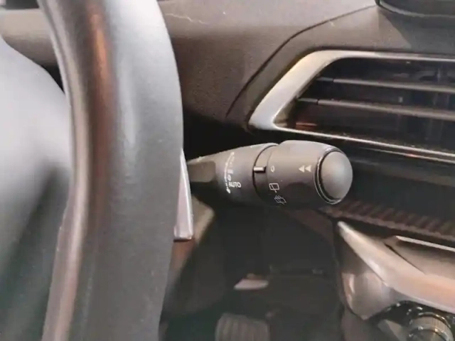 Peugeot 5008 bluehdi 130ch s&amp;s eat8 active pack — photo 18