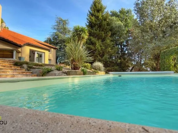 Maison et villa de prestige Vente Chemillé-en-Anjou 10p 240m² 535600€