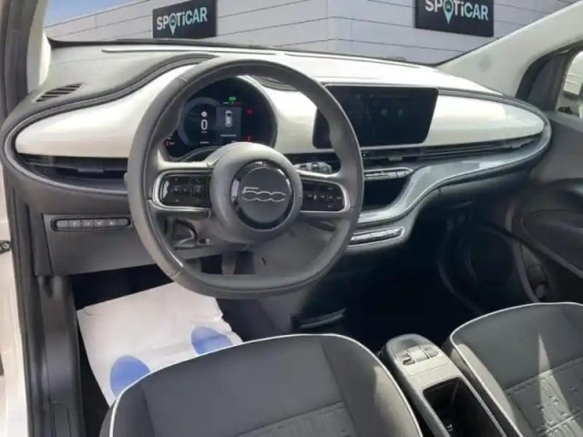 Fiat 500 e 118ch my23 — photo 8