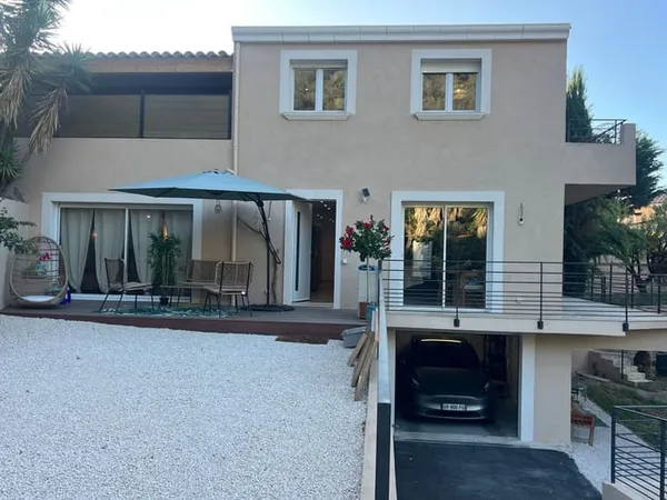 Maison 2 pièces 203 m²