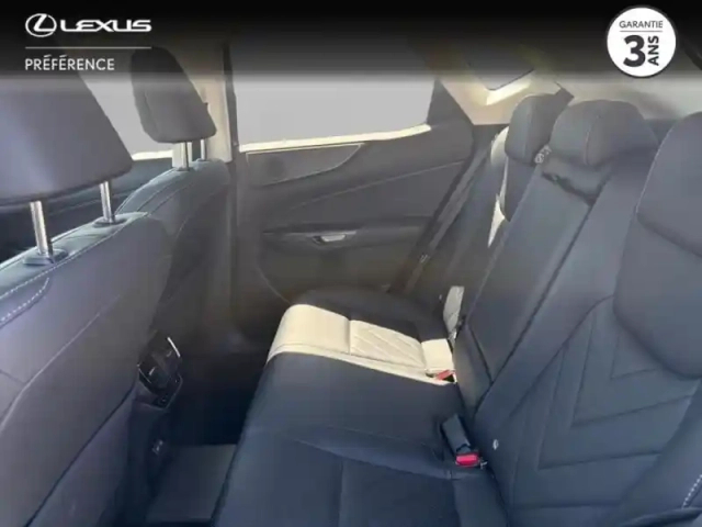 Lexus Nx 450h+ executive 4wd — photo 12