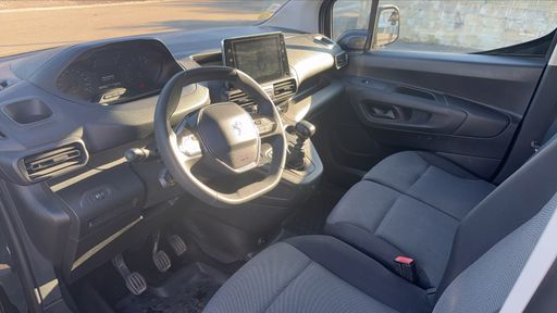 Peugeot Partner 1.5 BlueHDi 130 - Asphalt – 2019 – 99164 km – Diesel – Boîte Manuelle — photo 15
