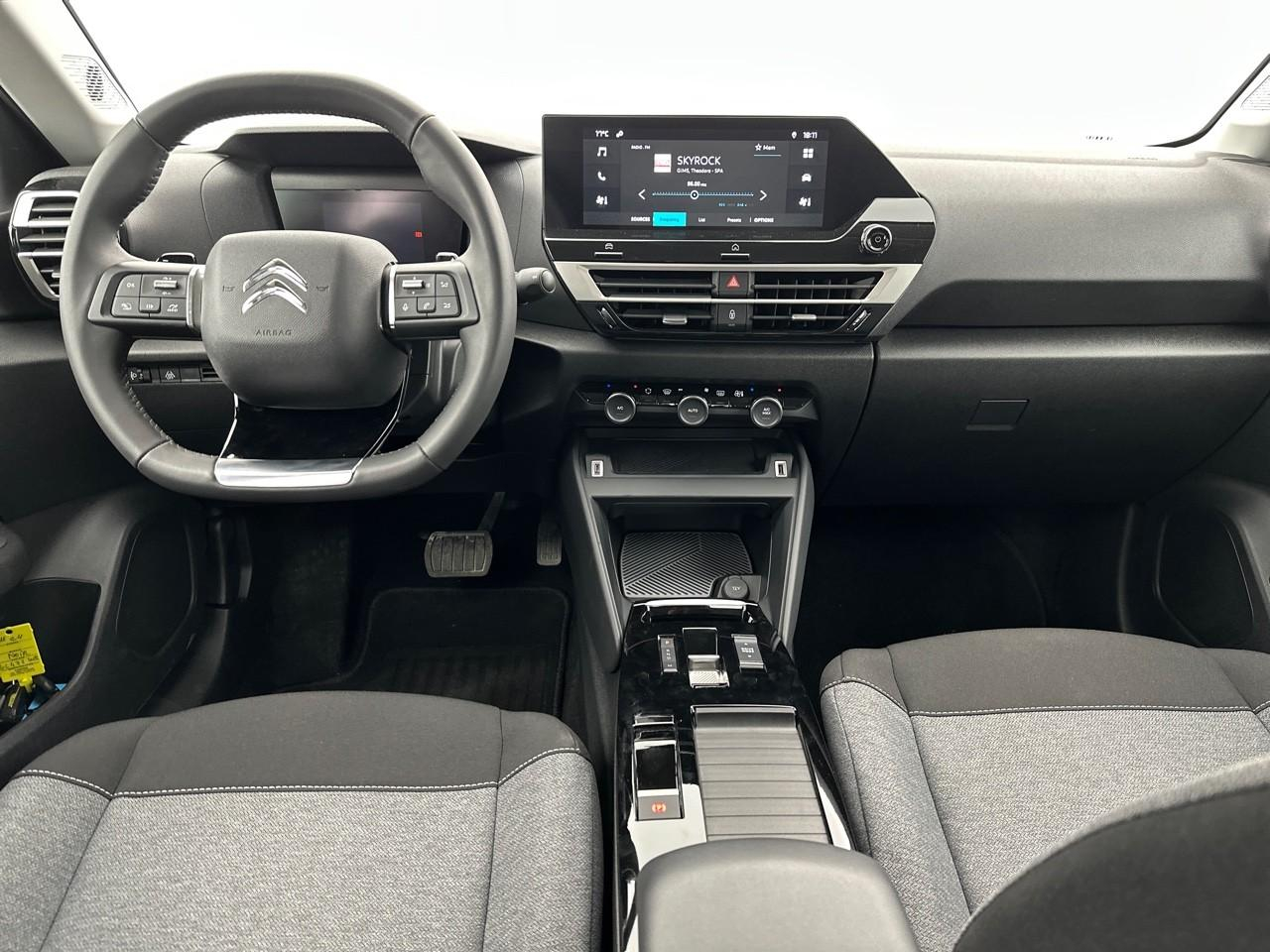 Citroën C4 puretech 130 s&s eat8 feel — photo 11