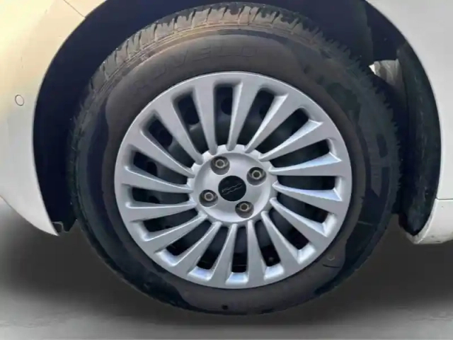 Fiat 500 e 95ch my23 — photo 10