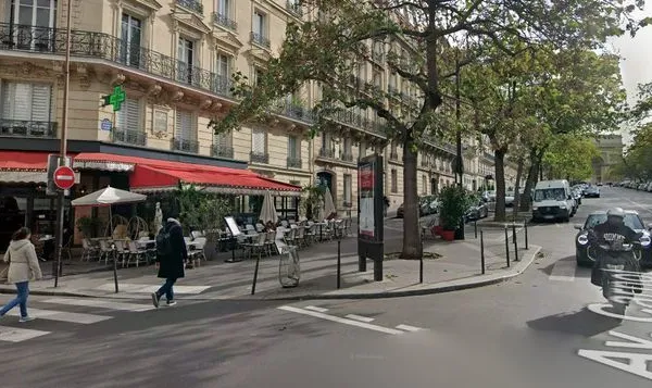 Local commercial 203 m² Paris