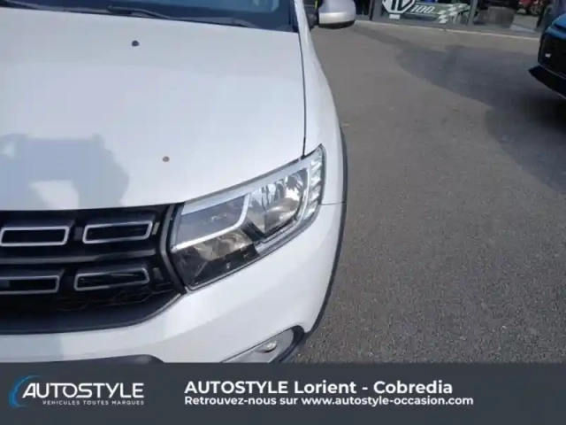 Dacia Sandero 0.9 tce 90ch stepway - 20 — photo 11