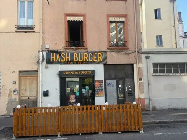 Investissement clé en main - rentable et sans surprise Villeurbanne gratte ciel