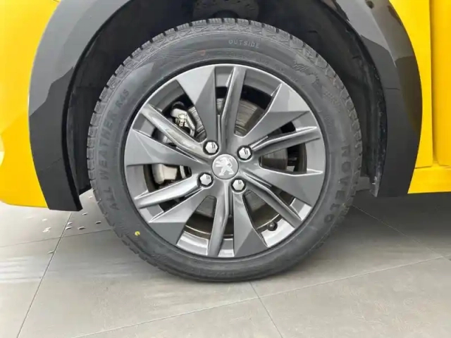 Peugeot 208 electrique 50 kwh 136ch — photo 59