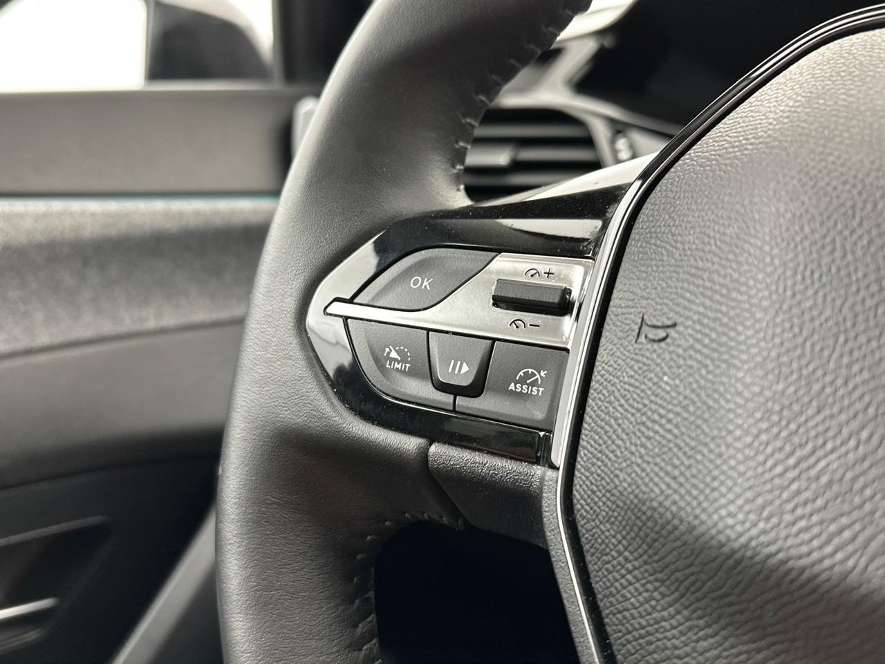 Peugeot 308 puretech 130ch s&s bvm6 allure — photo 17