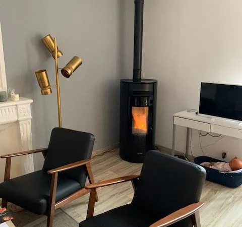 Maison charentaise charme rustique pierre bois 4 pièces centre