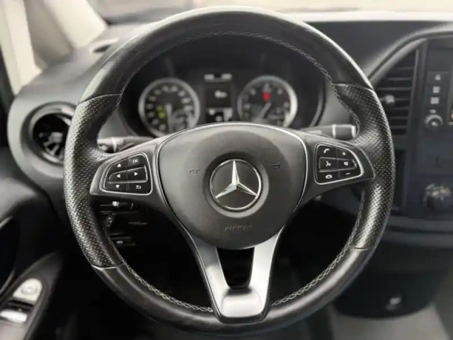 Mercedes Vito 114 cdi fourgon compact — photo 13