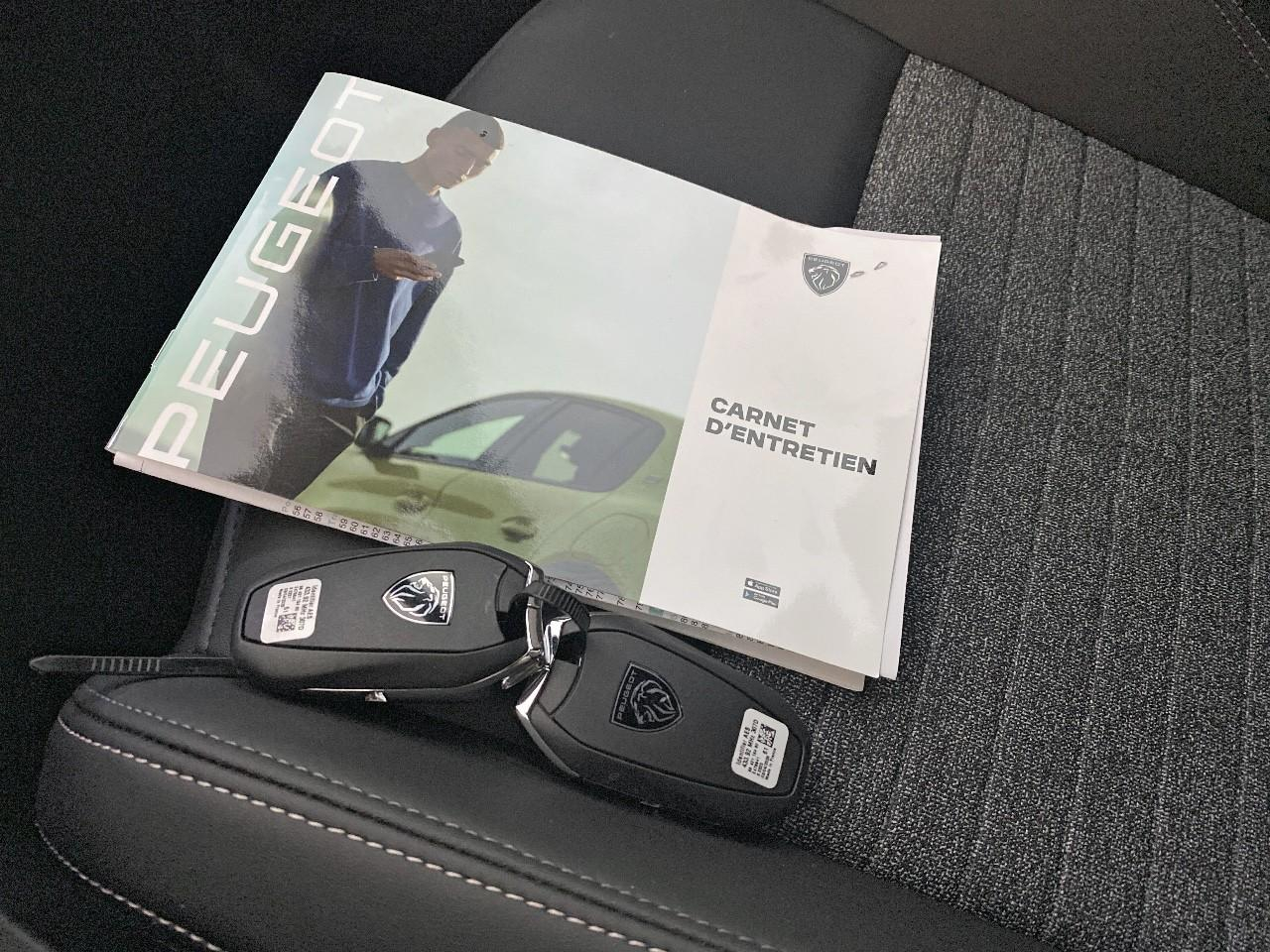 Peugeot 5008 hybrid 145 ch e-dcs6 allure — photo 18