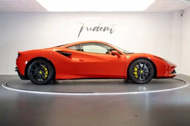 Ferrari F8 tributo 3.9  v8 biturbo 720ch — photo 31