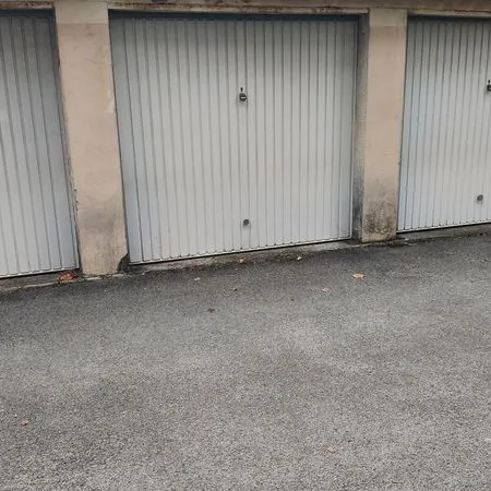 Parking/box Aix-en-Provence