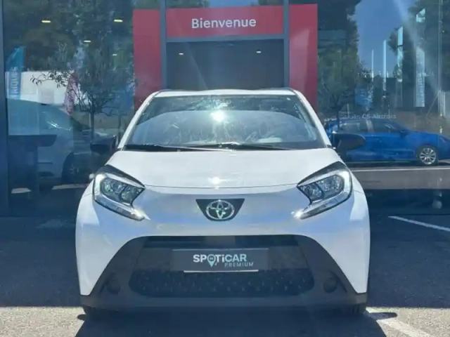 Toyota Aygo X 1.0 vvt-i 72ch design — photo 2