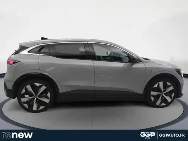 Renault Megane e-tech electric ev40 130ch techno boost charge — photo 21
