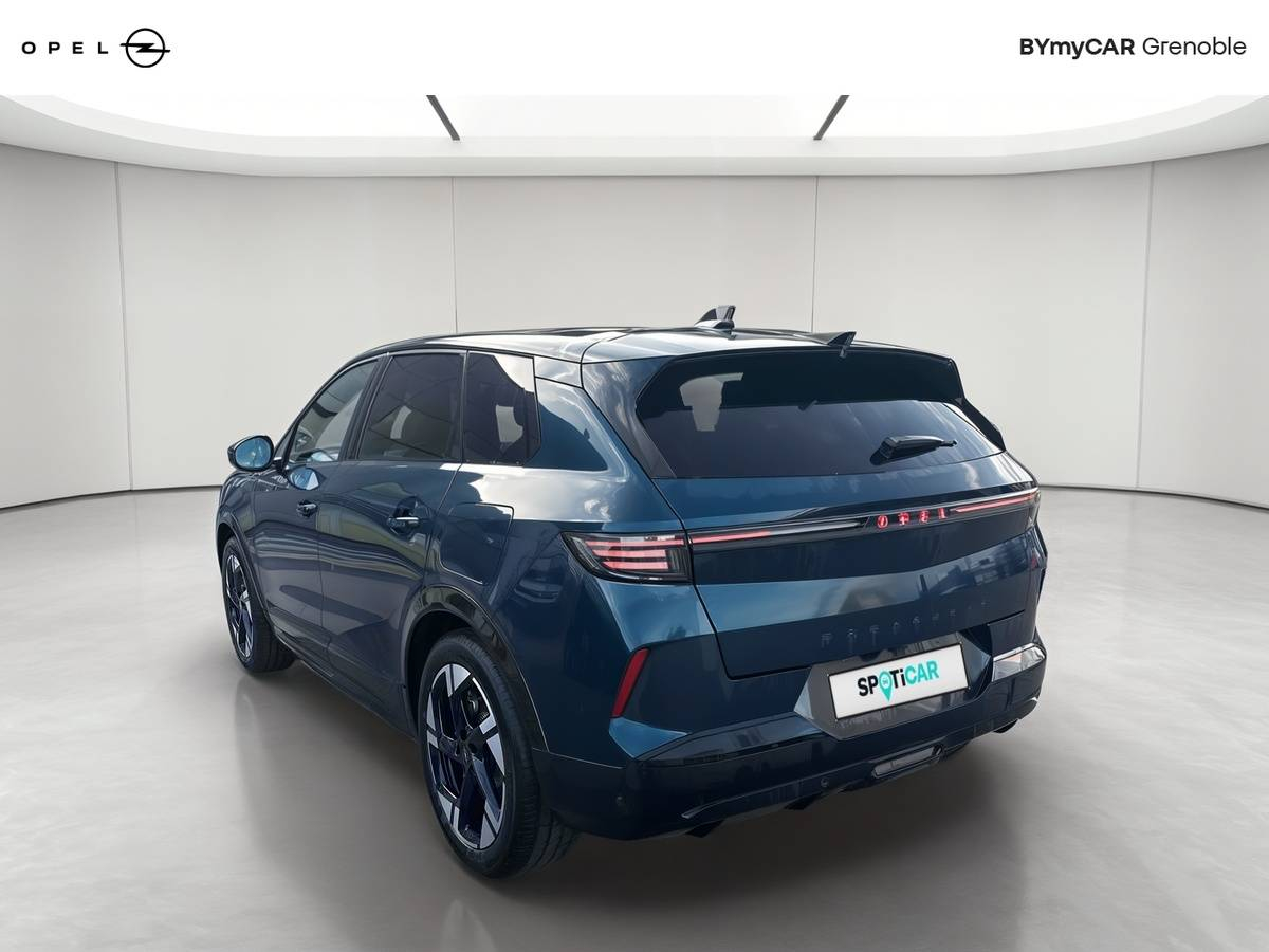 Opel Grandland Hybrid Rechargeable 195 ch e-DCT7 — photo 3