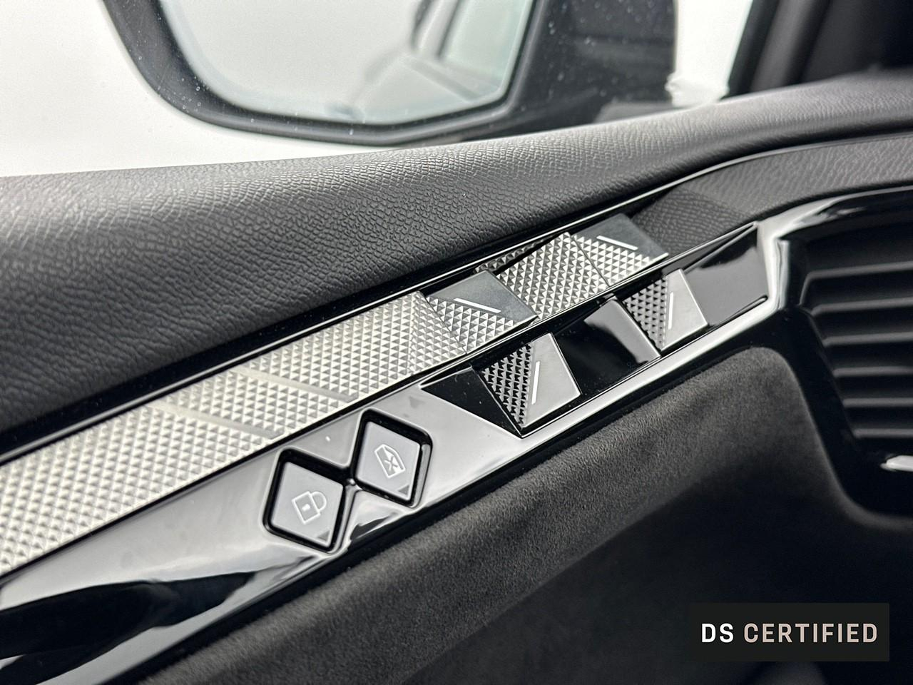 Ds Ds 4 hybride e-tense 225 eat8 performance line+ — photo 18