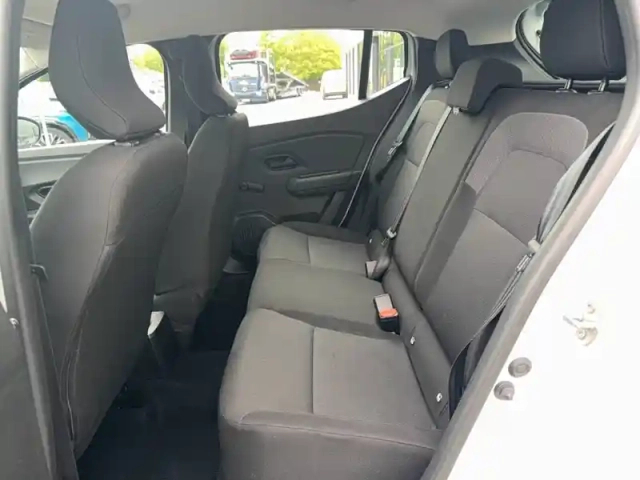 Dacia Sandero eco-g 100 — photo 11