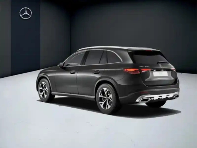 Mercedes Glc 300 e hybrid eq 4matic ava — photo 2