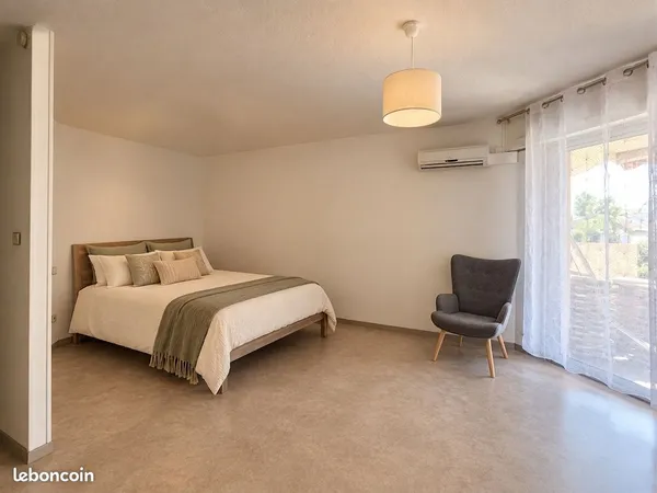 Grand studio 31M² meublé