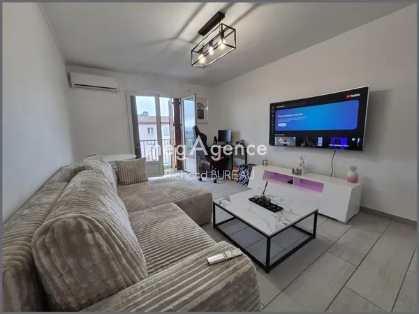Appartement T3 traversant avec 2 balcons