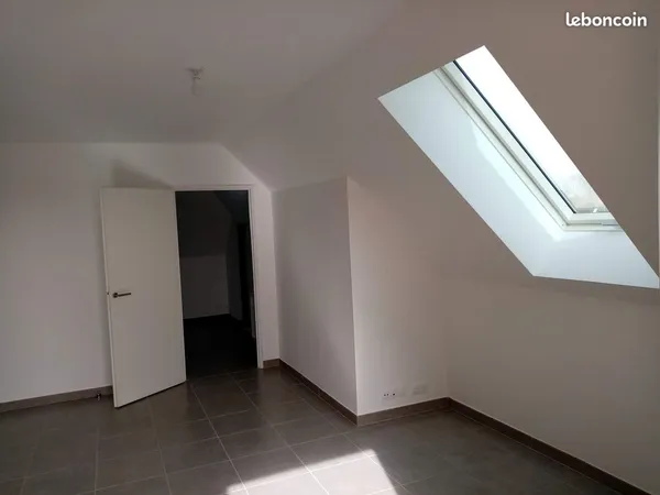 Part. Loue beau T3 EYSINES centre