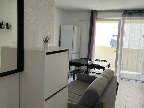 F2 Meublé avec Balcon - Proche Gare St-Roch