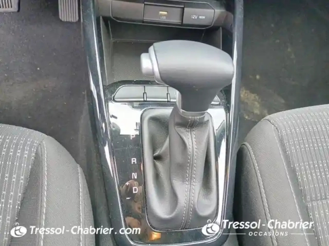 Kia Stonic 1.0 t-gdi 100 ch dct7 active — photo 24