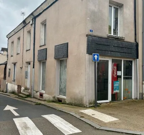 👍Local commercial28m2 idéalement placé au coeur de Pouancé