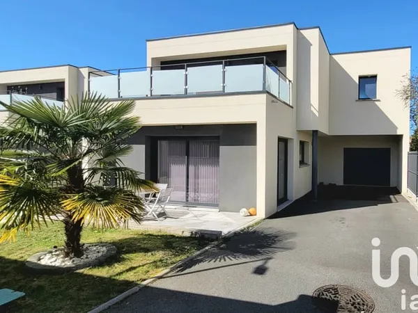 Maison 6 pièces 140 m²