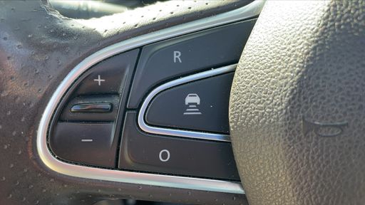 Renault Espace 1.6 dCi 160 EDC6 - Initiale Paris – 2016 – 112985 km – Diesel – Boîte Automatique — photo 23